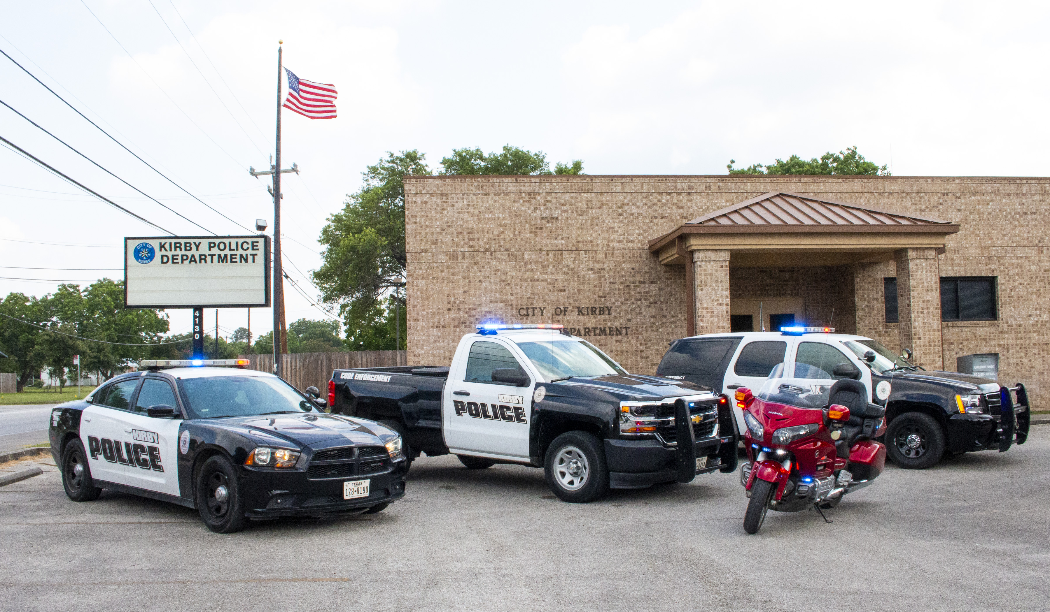 Свободу техасу. Полицейский участок Техас. Шериф штата Техас. San Antonio Texas Police Department. Texas участок шерифа.